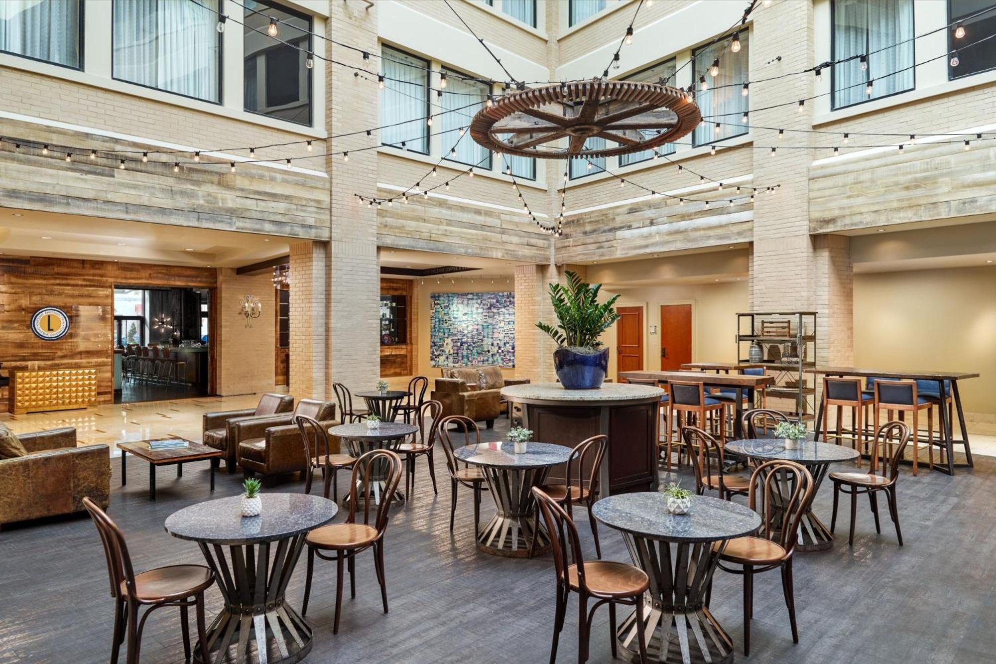 Renaissance New Orleans Arts Warehouse District Hotel Dış mekan fotoğraf